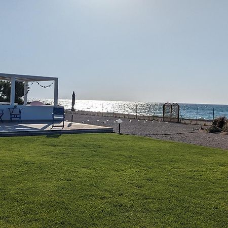 Lambou Beach Sunset Soroni Eksteriør billede